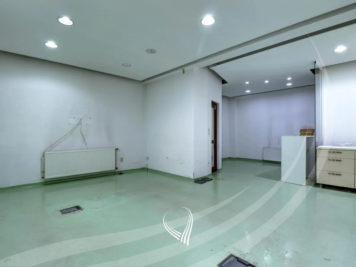 Objekt afarist 250m2 me qira në lagjen Bregu I Diellit - Lagjia e Profesorave