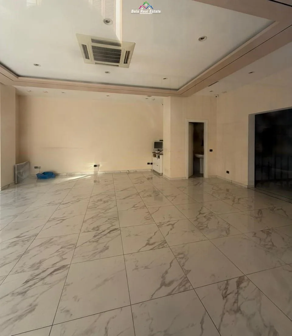 Dyqan Me Qera Tek Rruga E Kavajes (ID BD21822) Tirane