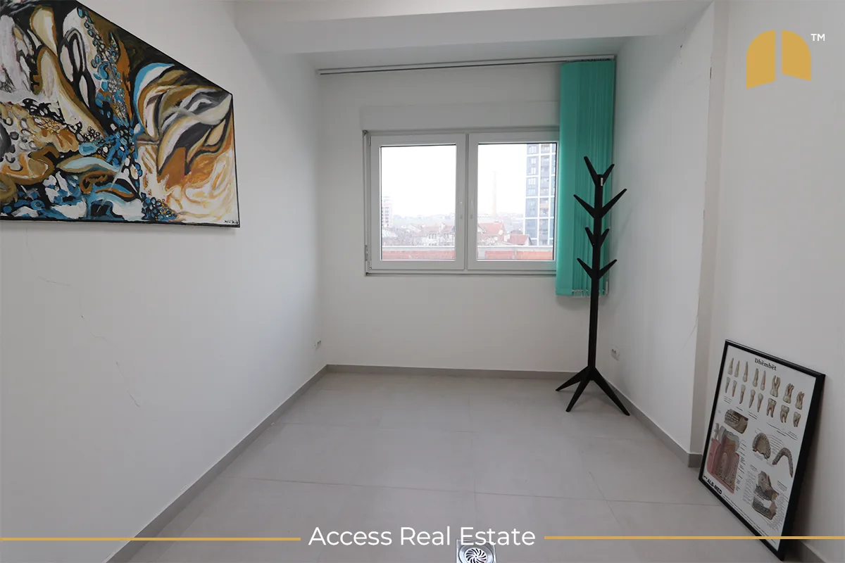 Lokal me QIRA – 8 hapësira pune – Tophane