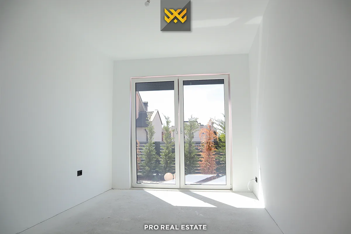 Shtëpi 273m² për #SHITJE në Lagjen Qëndresa