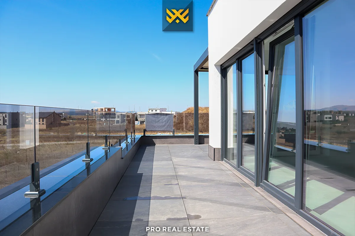 Shtëpi 273m² për #SHITJE në Lagjen Qëndresa