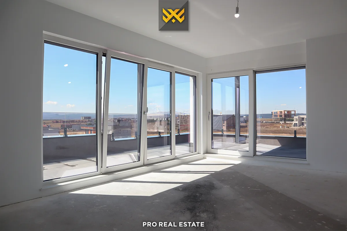 Shtëpi 273m² për #SHITJE në Lagjen Qëndresa