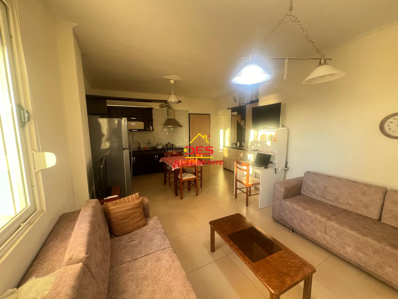 Jepet me qira apartament 1+1 në plazh të vjetër,vlorë
