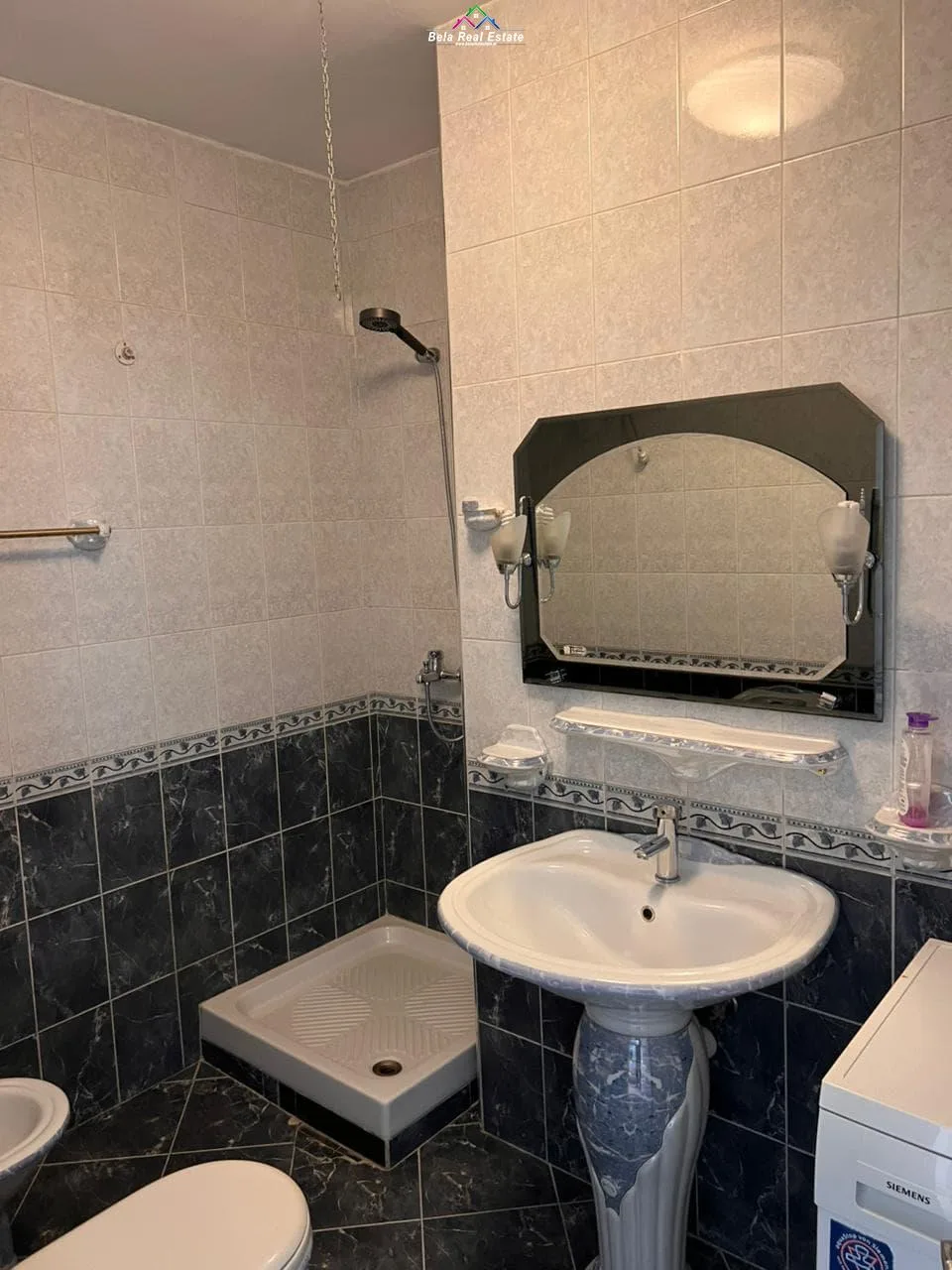 Apartament Me Qera 2+1 ne Qender  (ID B2201002) Tirane