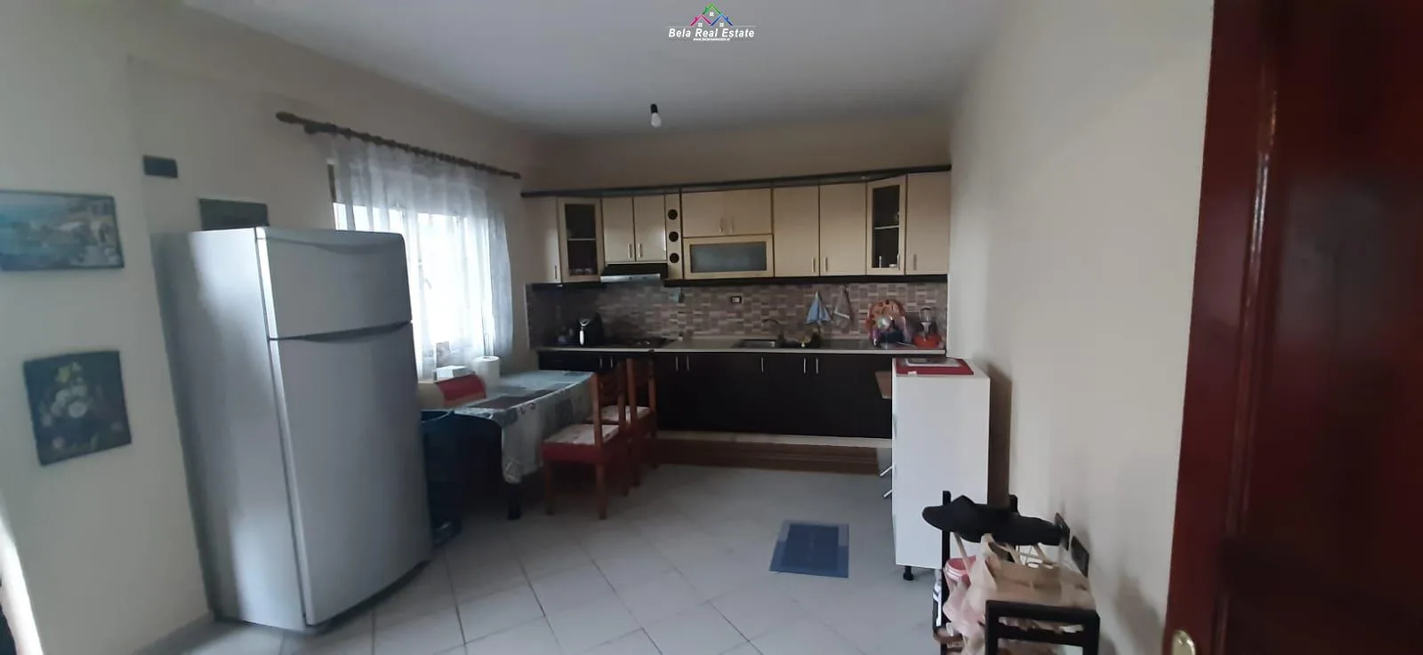 Shitet Vile 3 kateshe tek Vilat Amerikane (ID BV0108) Tirane