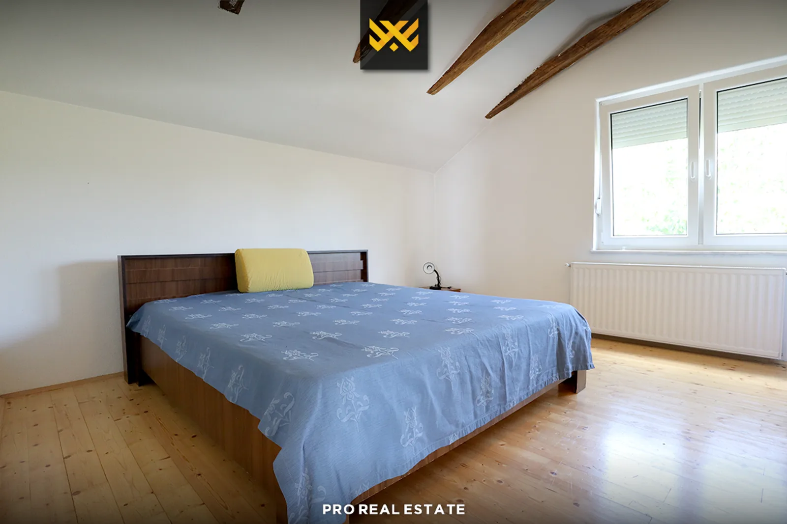 Kat Shtëpie 120m² me QIRA në Taslixhe