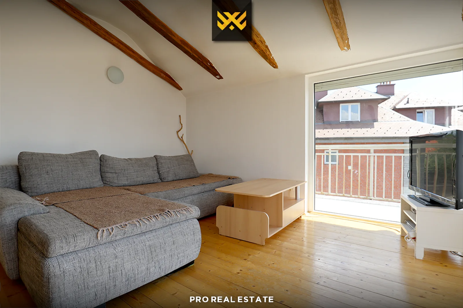 Kat Shtëpie 120m² me QIRA në Taslixhe