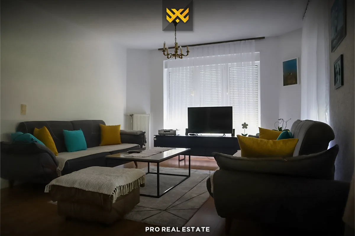 Shtëpi 330m² për #SHITJE në Matiqan.