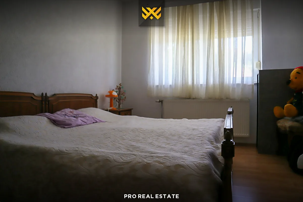 Shtëpi 330m² për #SHITJE në Matiqan.
