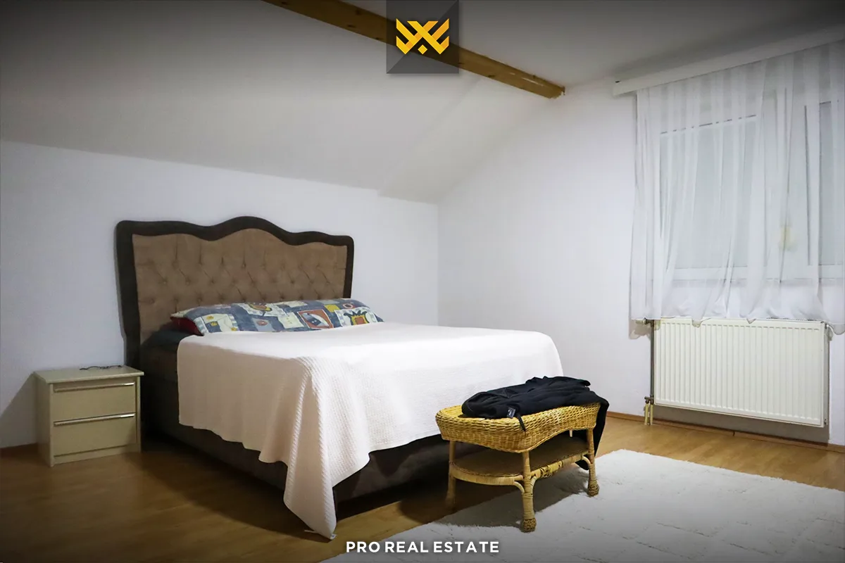 Shtëpi 330m² për #SHITJE në Matiqan.