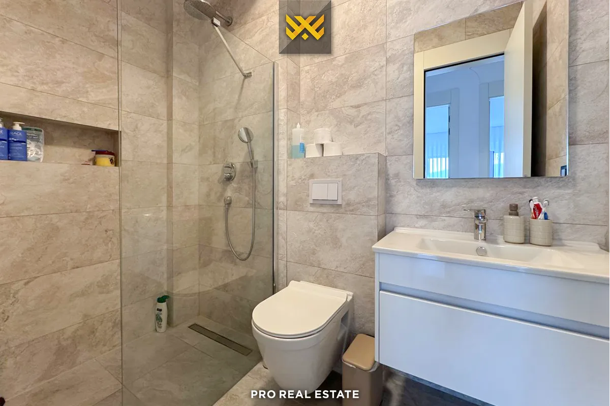 Banesë 97.93m² + 112.39m² për #SHITJE në Lagjen Marigona Hill.