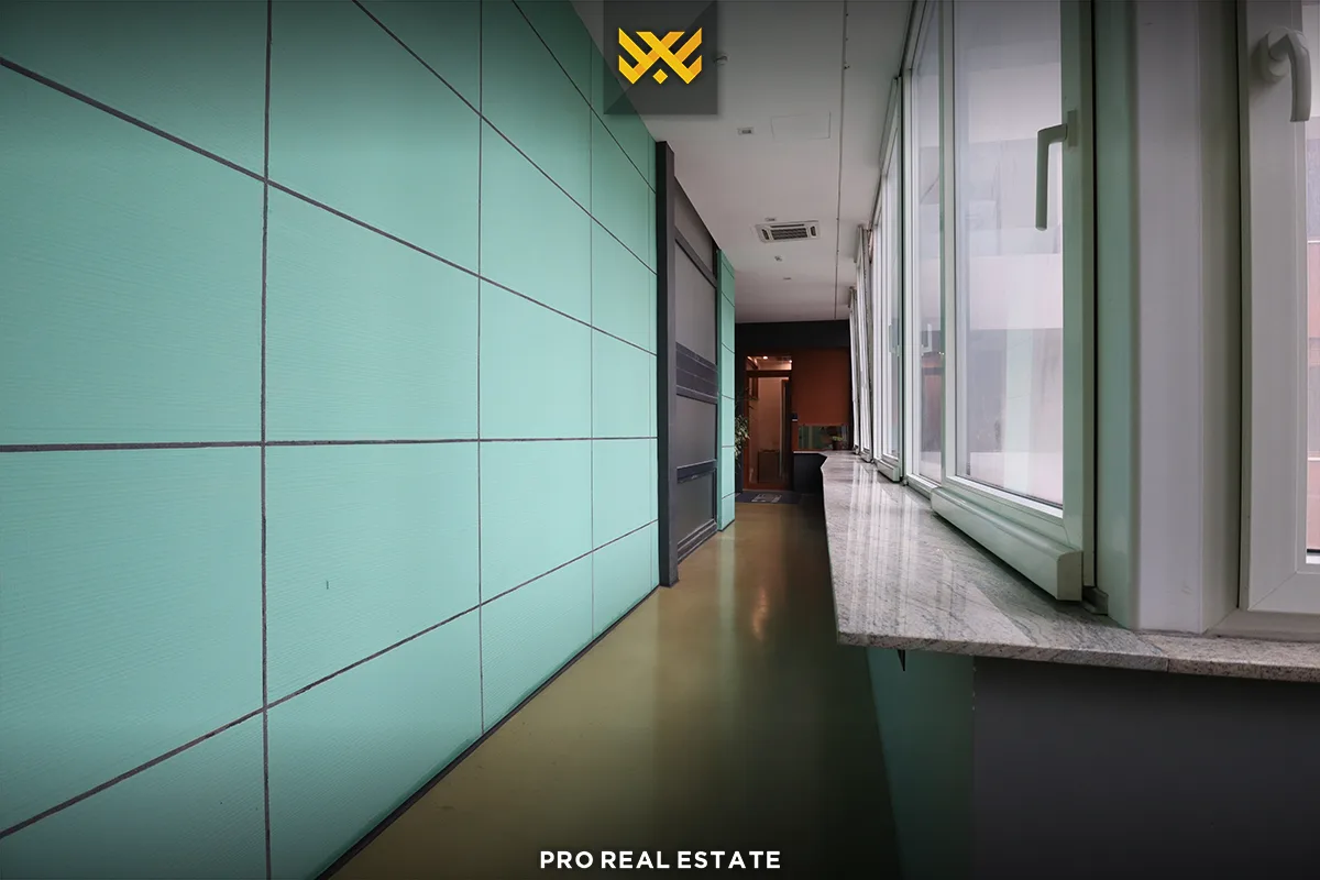 Lokal 405m² me #QIRA në Lakrishtë