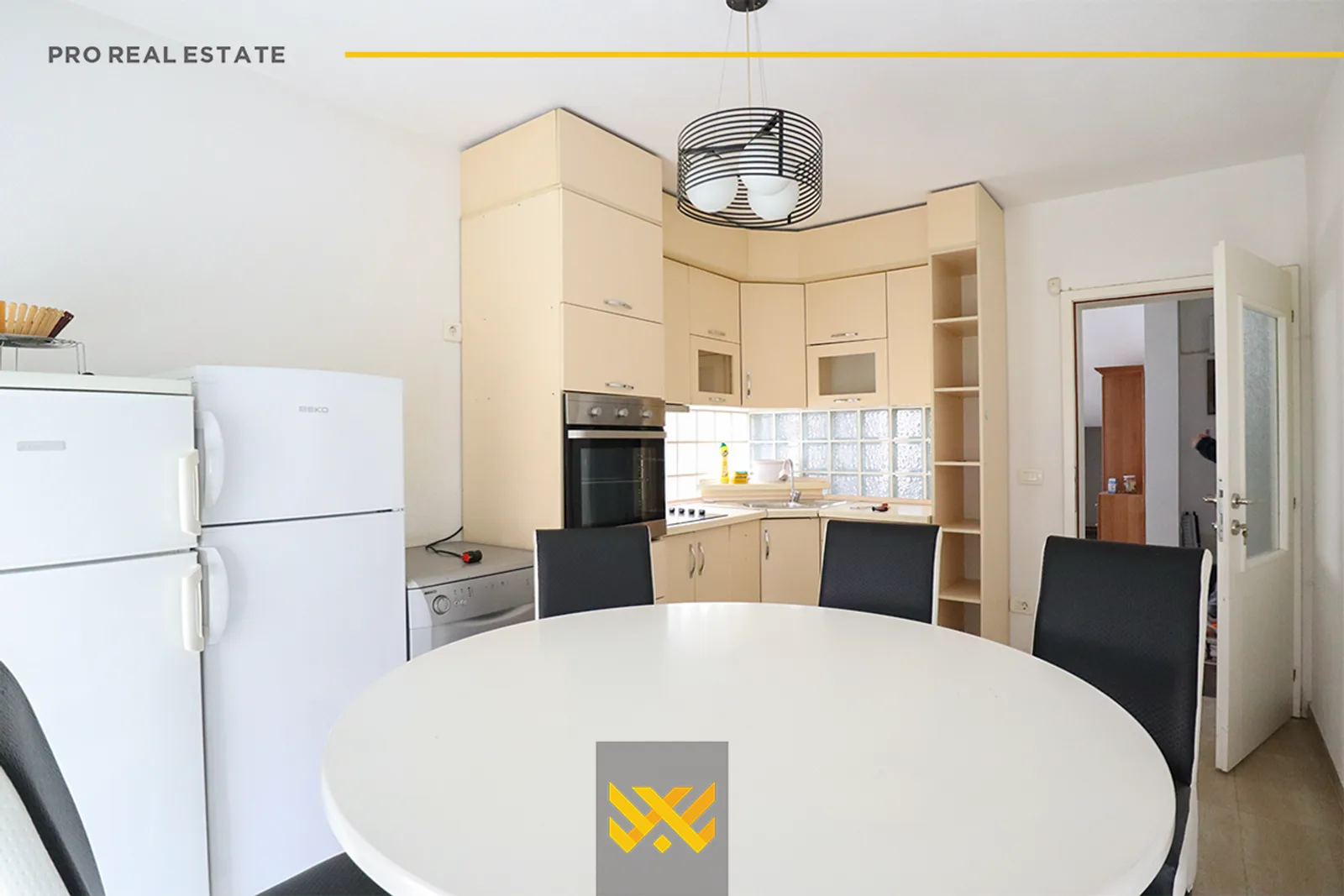 Shtëpi 350m² me #QIRA te Prishtina e Re.