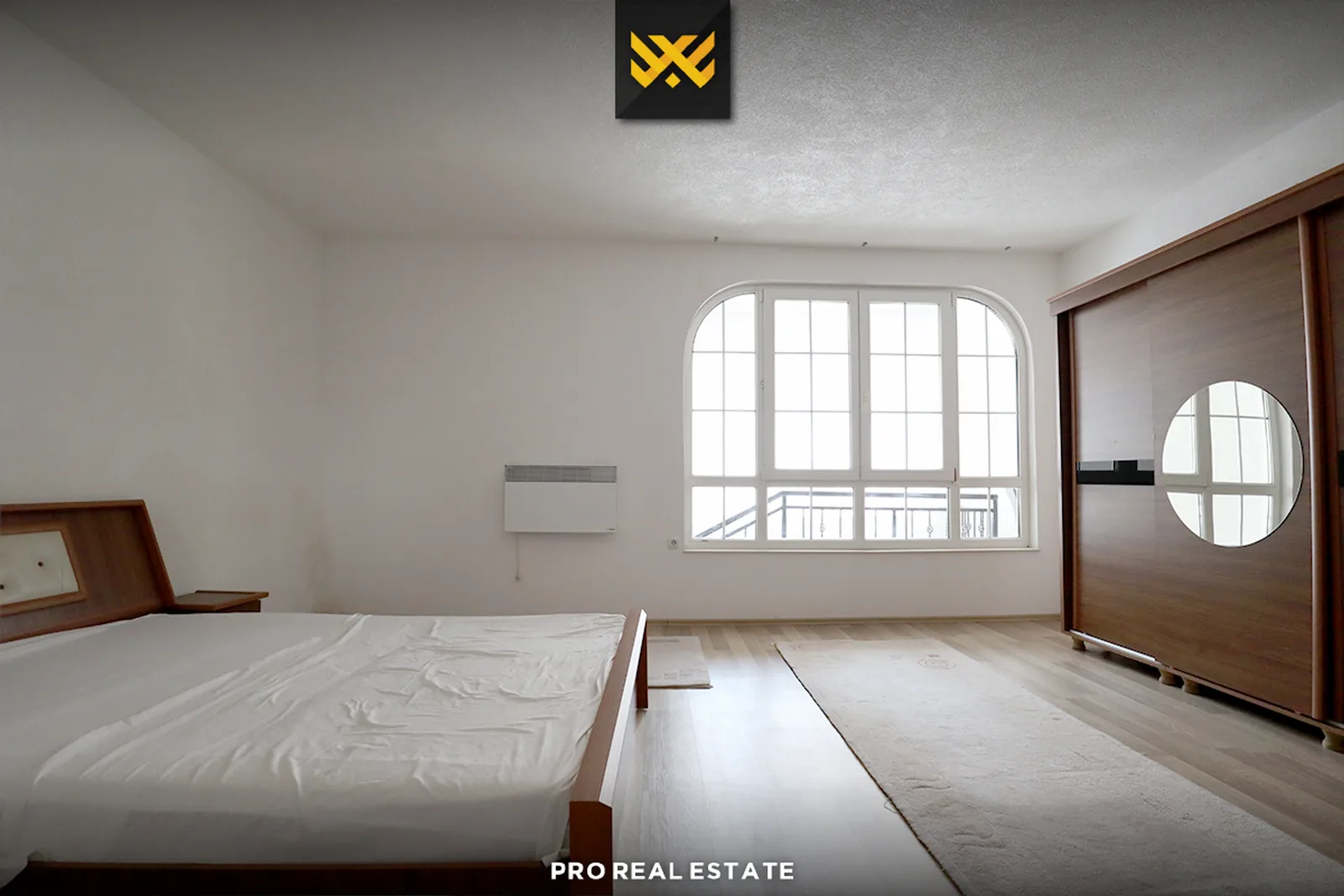Shtëpi 285m² me #QIRA në Taslixhe