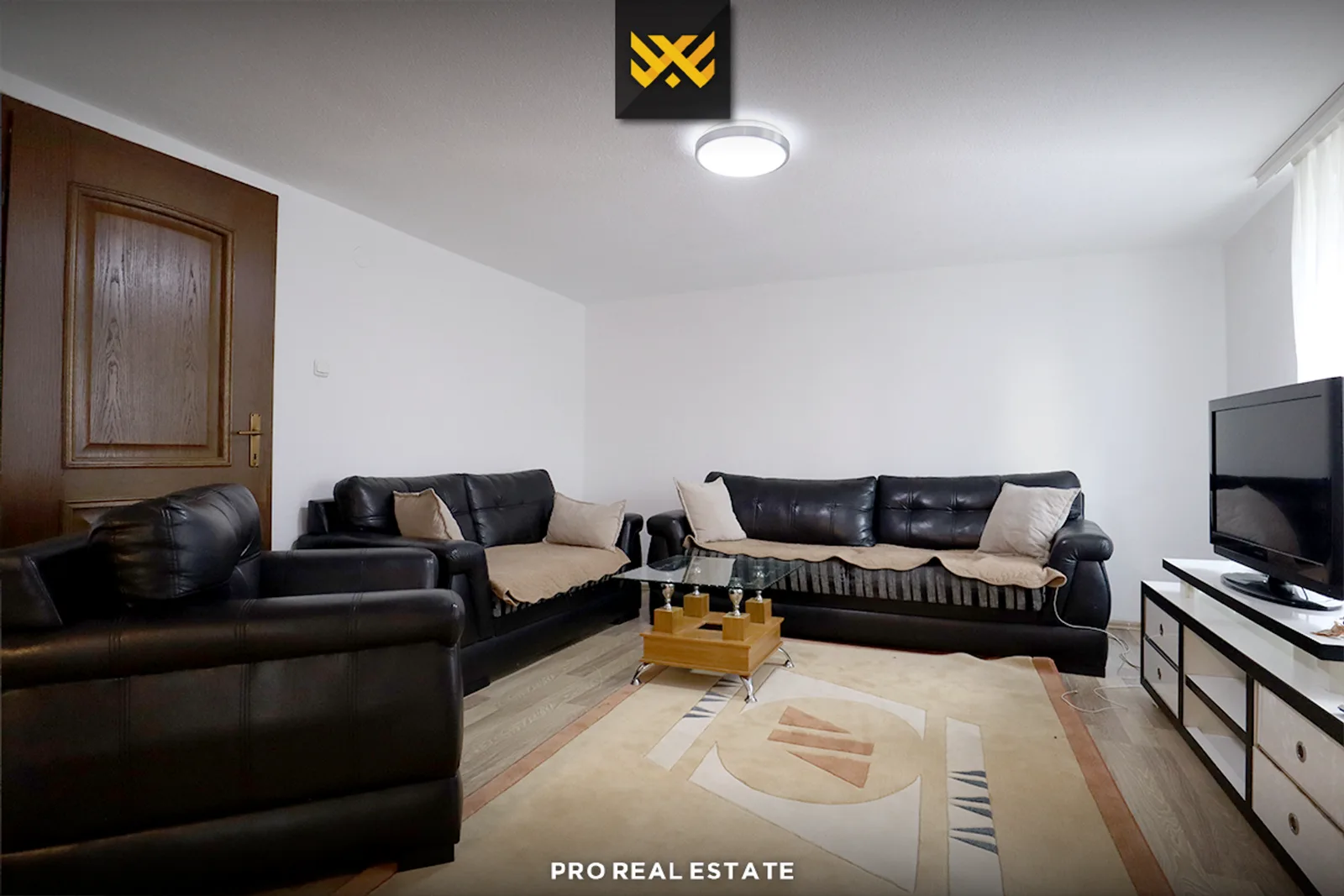 Shtëpi 285m² me #QIRA në Taslixhe
