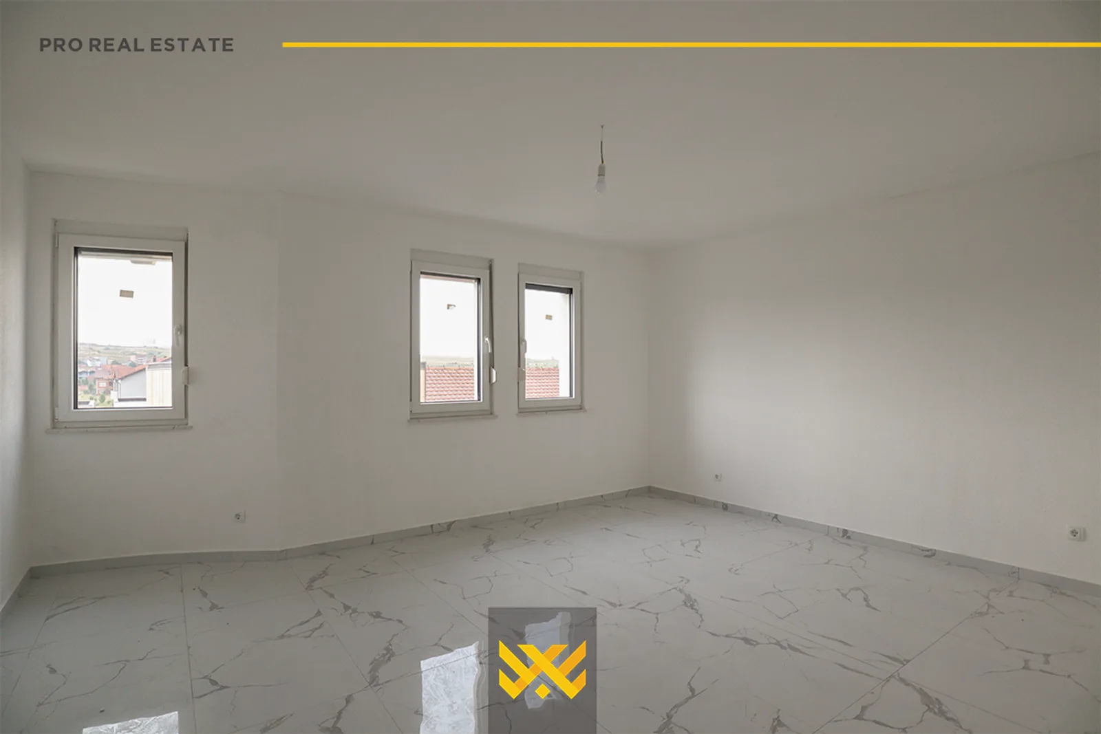 Shtëpi 600m² me #QIRA në Emshir.