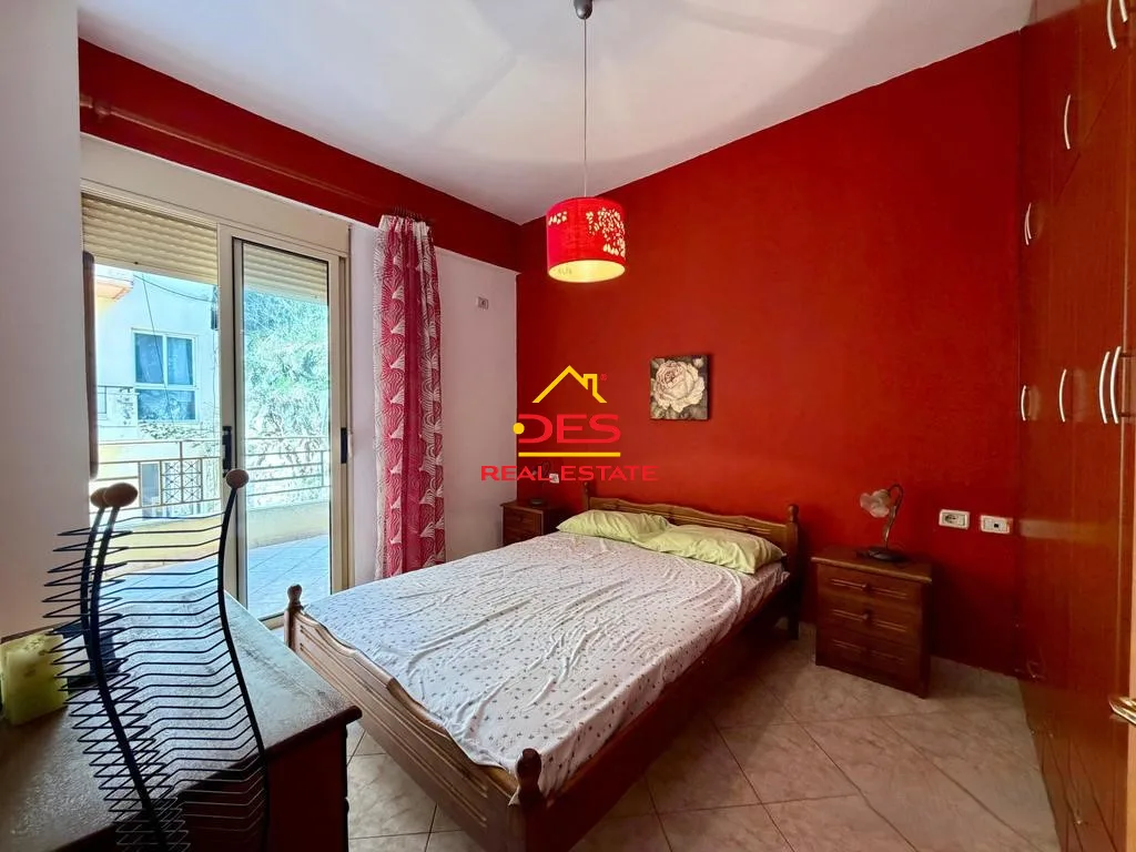 Shitet apartament 2+1+2 në sarandë – me pamje nga deti
