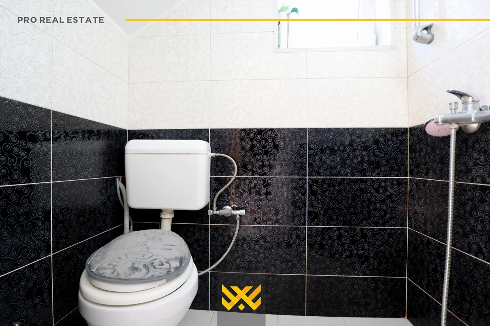 Shtëpi 220m² në #SHITJE në Dragodan