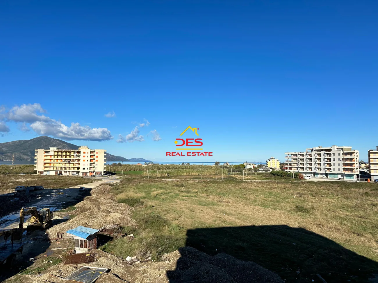 Shitet apartament 1+1 me këste në orikum