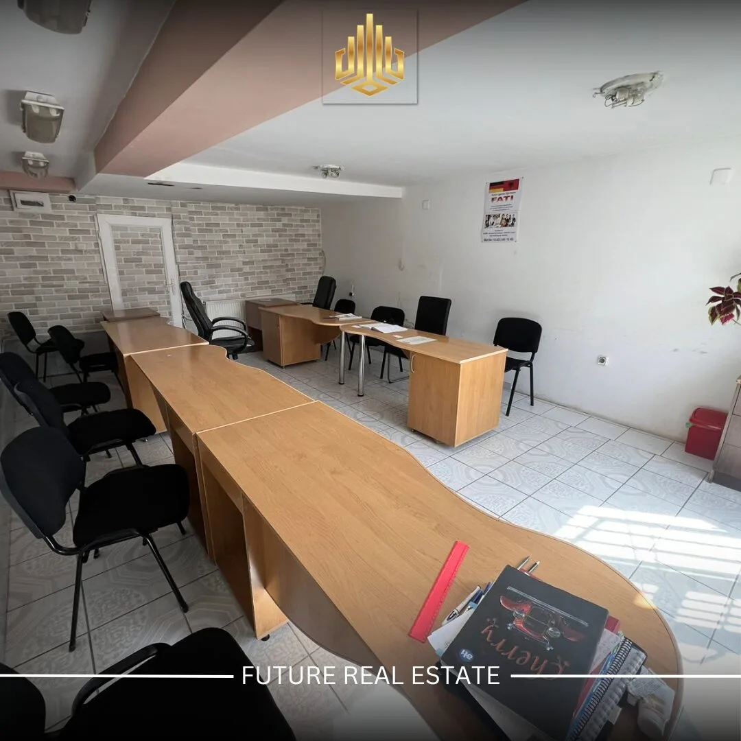Lokal me QERA/30m²