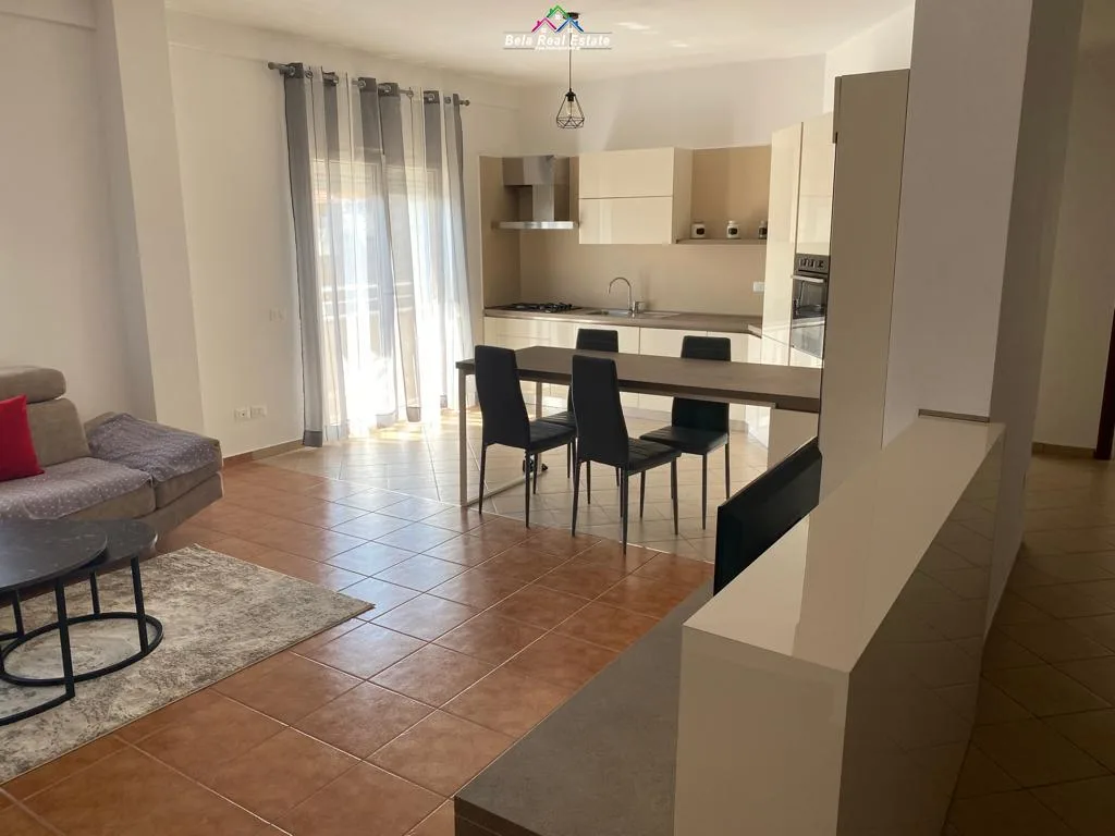 Kat Vile Me Qera 3+1  Ne Qytet Studenti (ID BV22287) Tirane