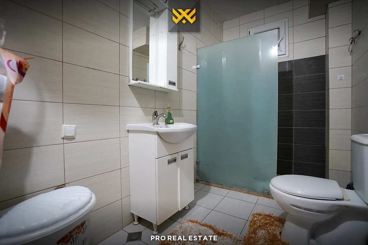 Shtëpi 280m² për #SHITJE në Sofali.