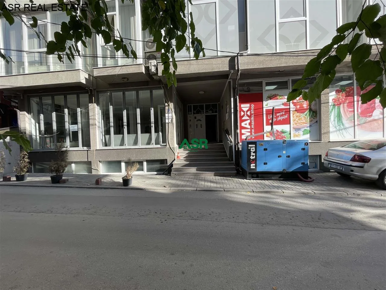 Lëshohet banesa me #qira në lagjen Qender