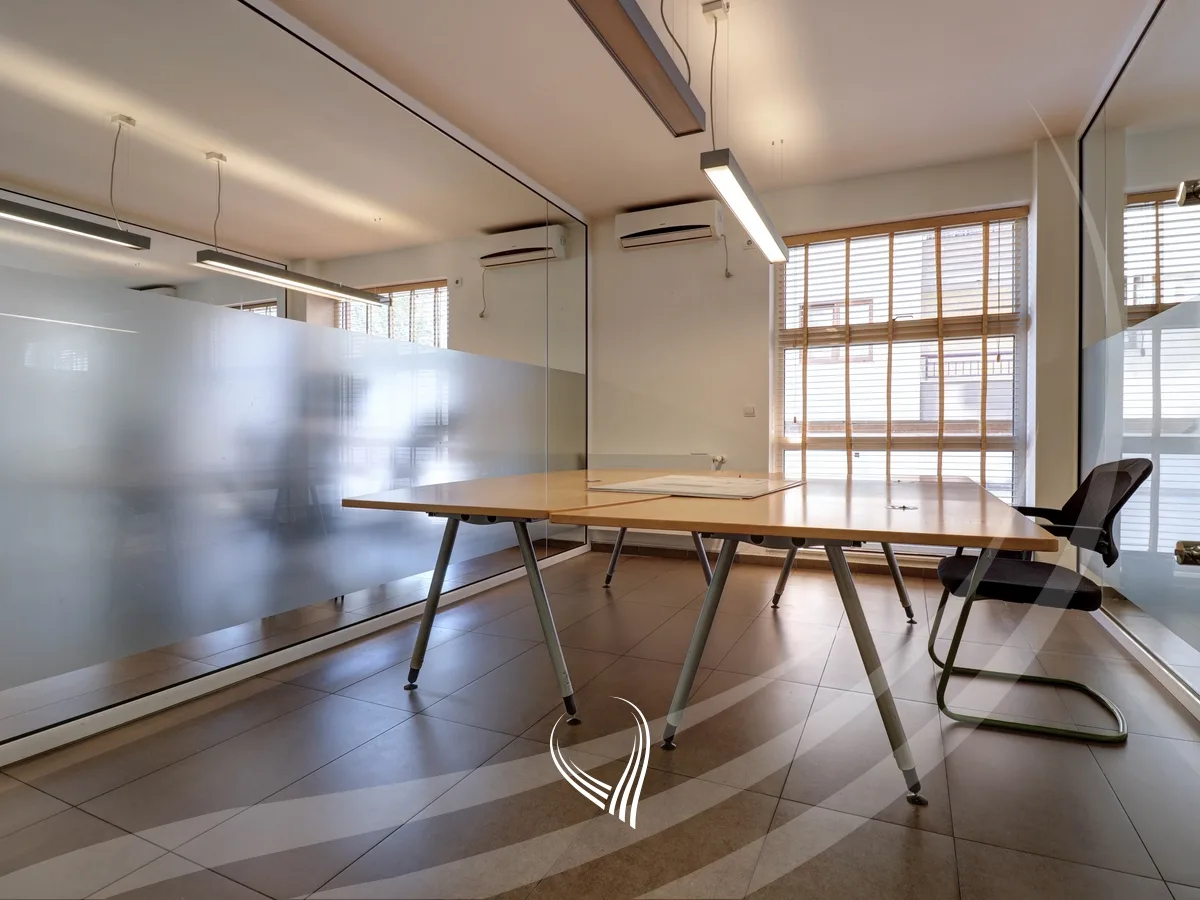 Lokal 188.10m2 në shitje në lagjen Qafa