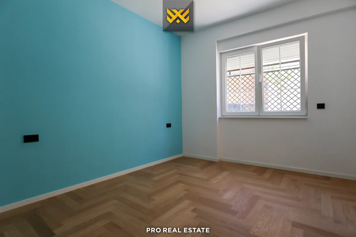 Banesë 91.4m² + 11.2m² për #SHITJE në Lagjen e Muhaxherëve