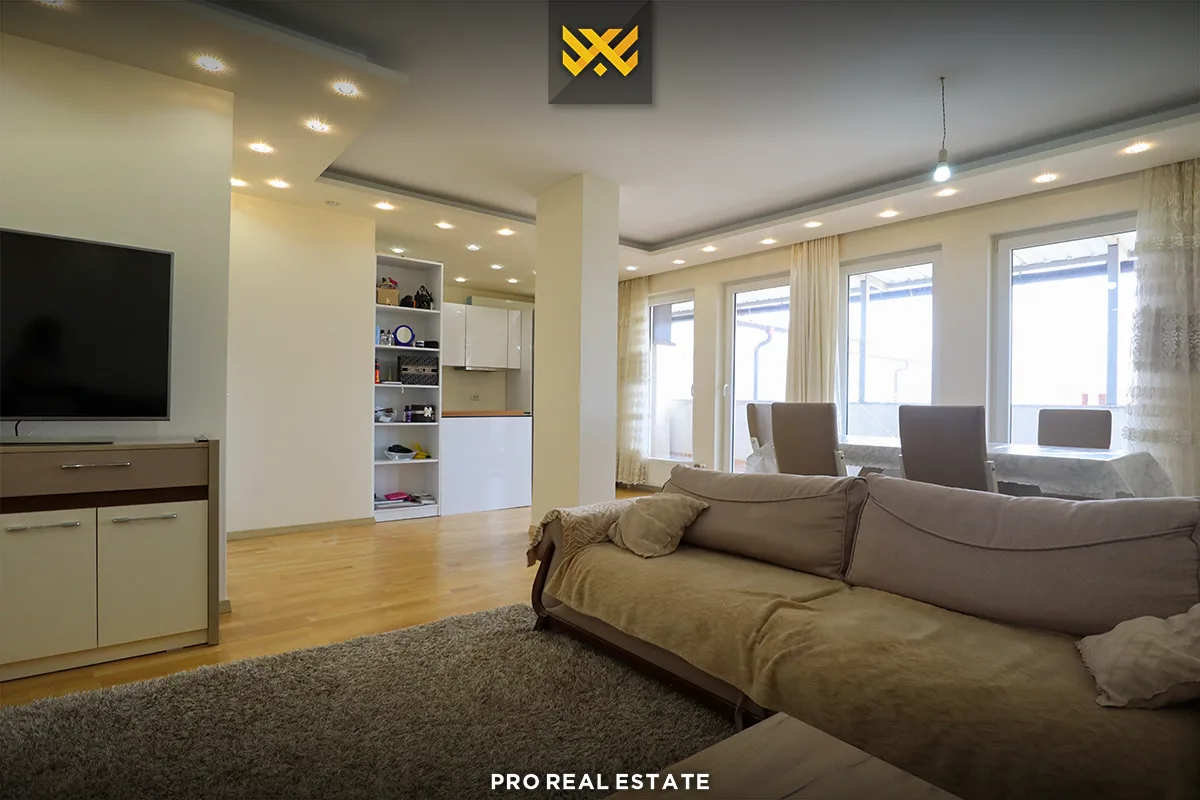 Banesë 159m² për #SHITJE në Lagjen e Spitalit.