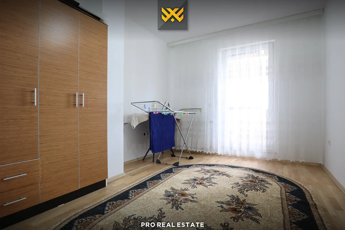 Banesë 159m² për #SHITJE në Lagjen e Spitalit.