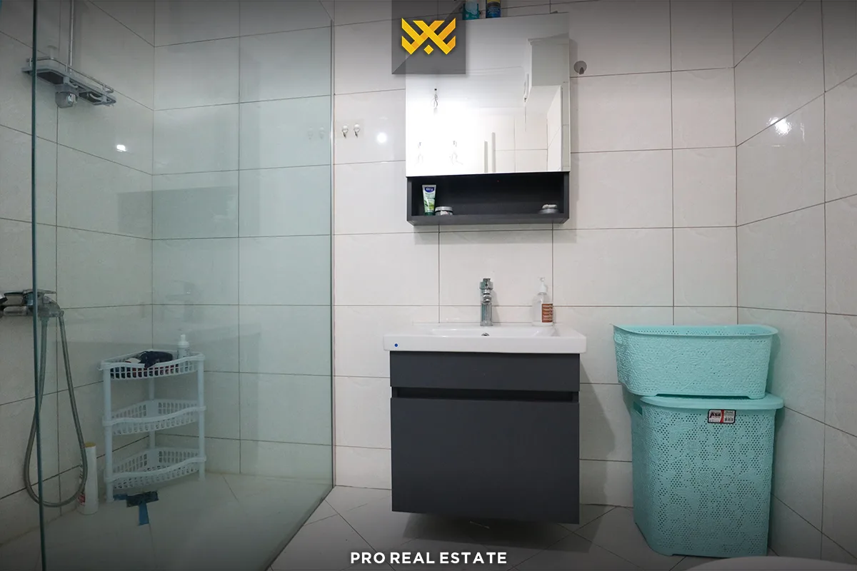 Banesë 159m² për #SHITJE në Lagjen e Spitalit.