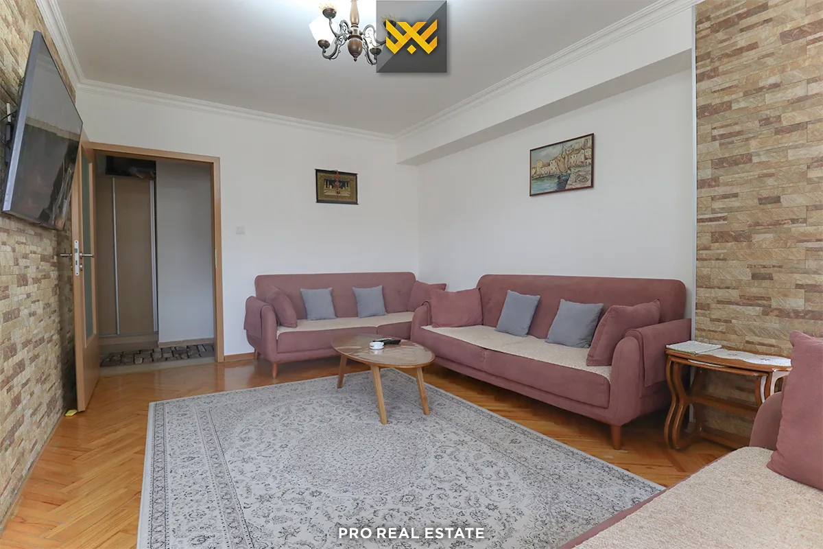 Banesë 80m² për #SHITJE te Qafa