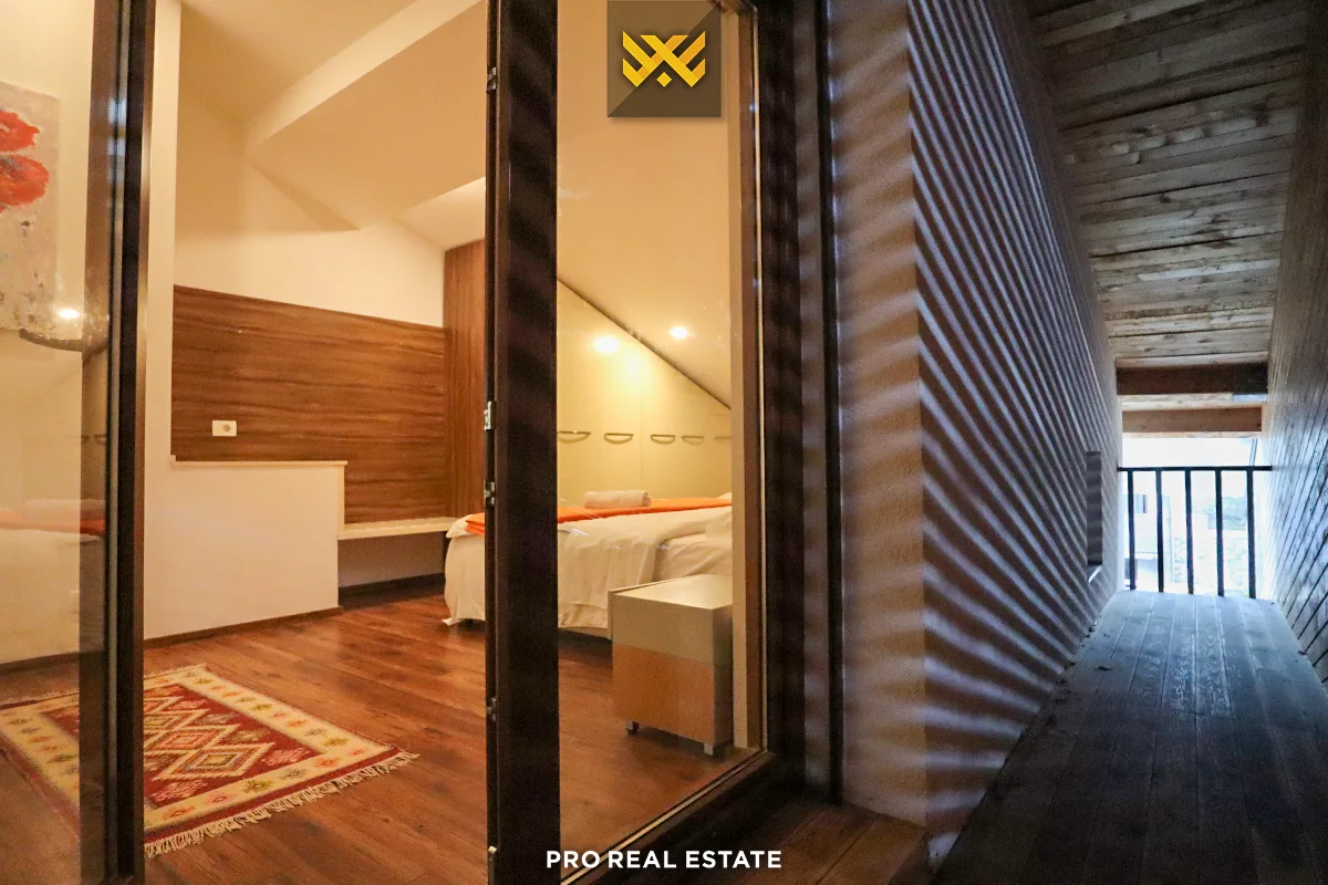 Triplex 182.32m² për #SHITJE në Brezovicë