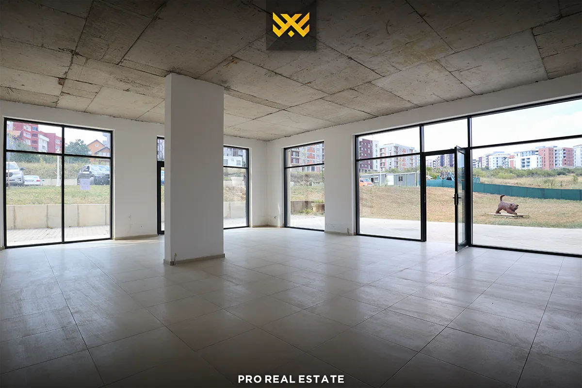 Lokal 102.95m² për #SHITJE në Rrugën C.