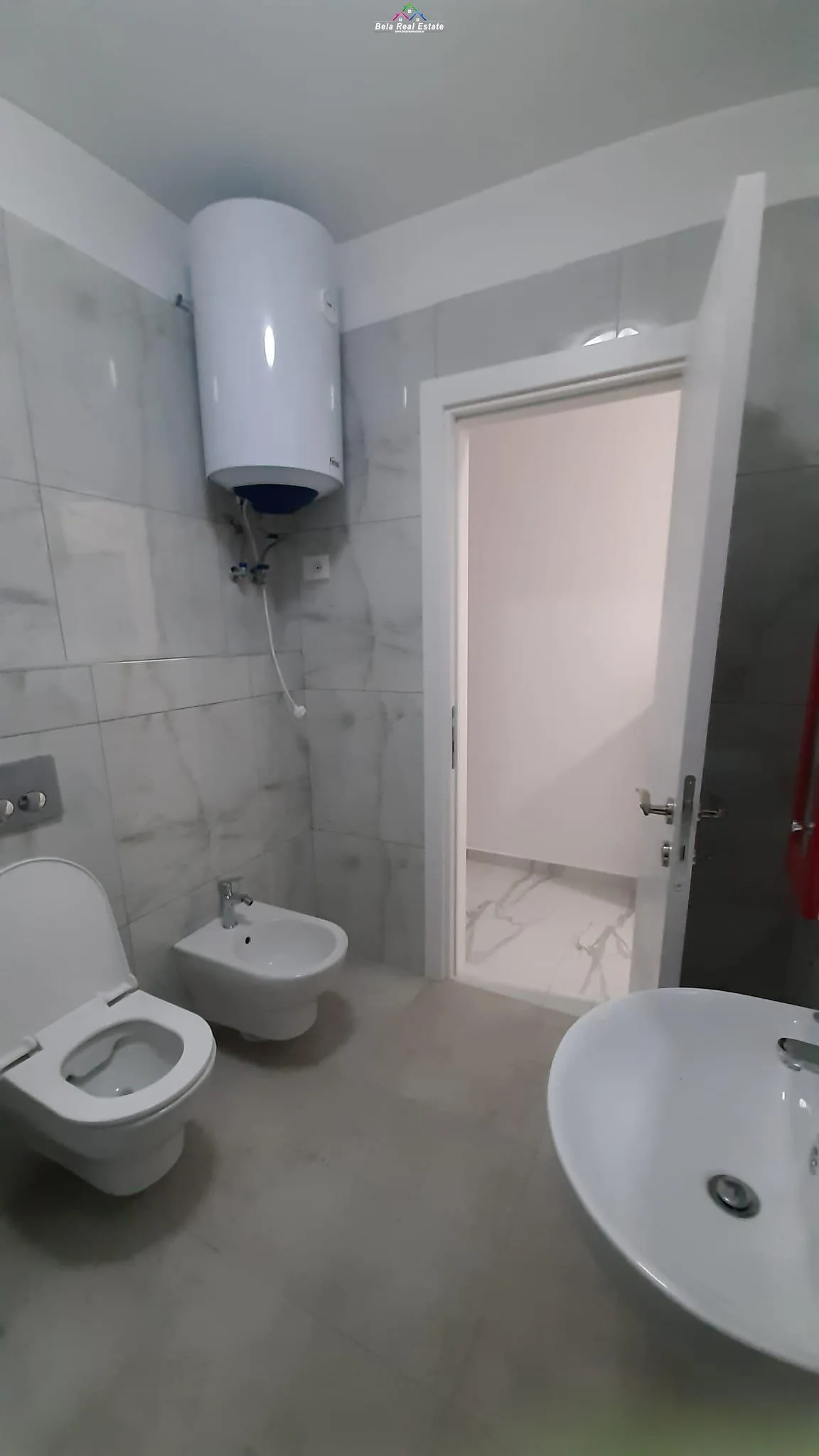 Apartament Me Qera 1+1 tek Kompleksi Zirkon prane QSUT (ID B210795) Tirane.​