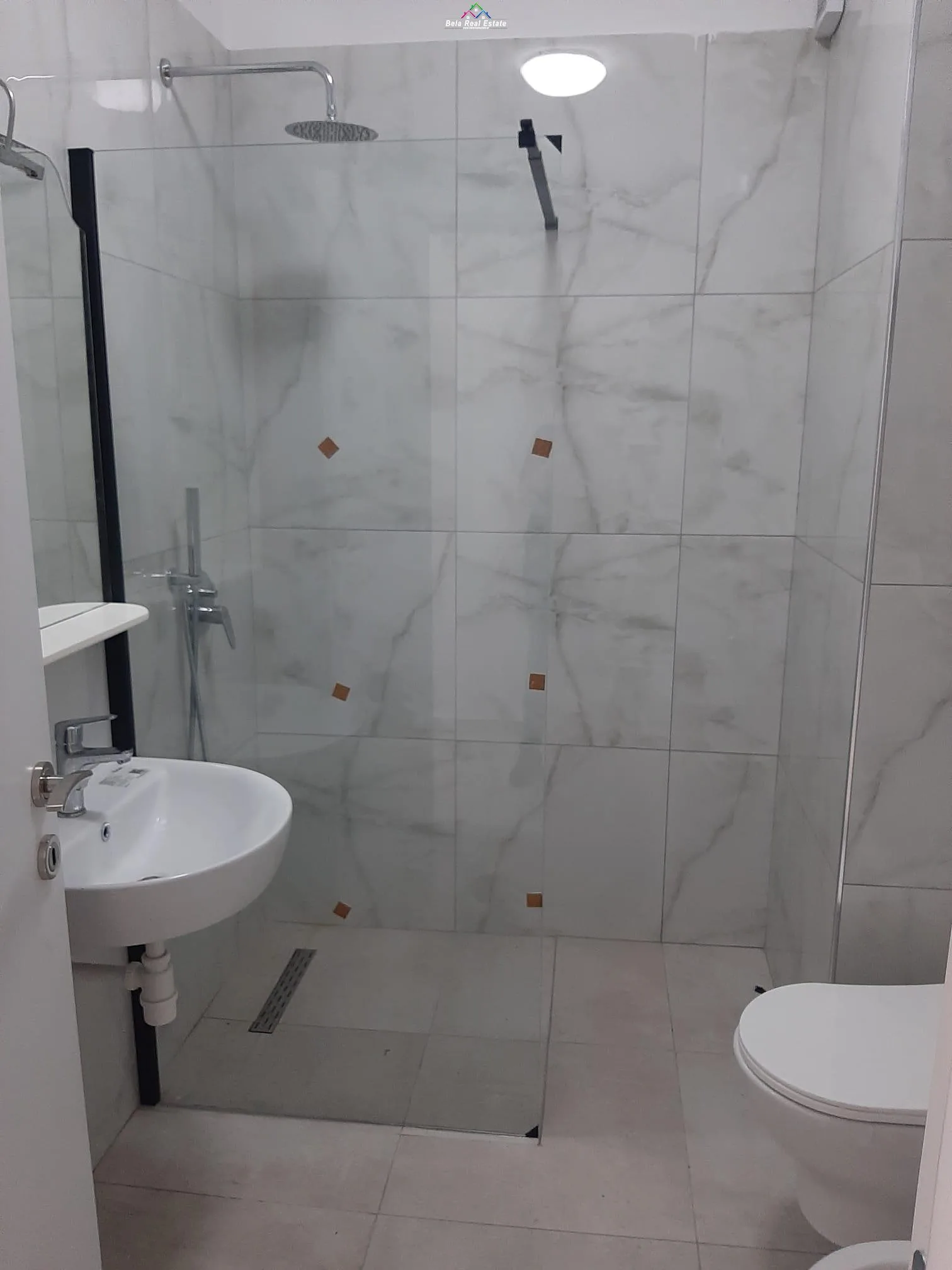 Apartament Me Qera 1+1 tek Kompleksi Zirkon prane QSUT (ID B210795) Tirane.​