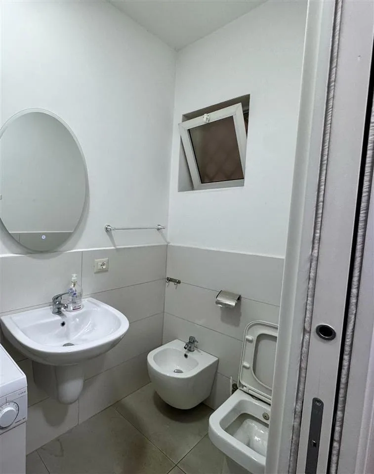 Apartament Me Qera 1+1 Tek Rruga e Elbasanit (ID B211334) Tirane