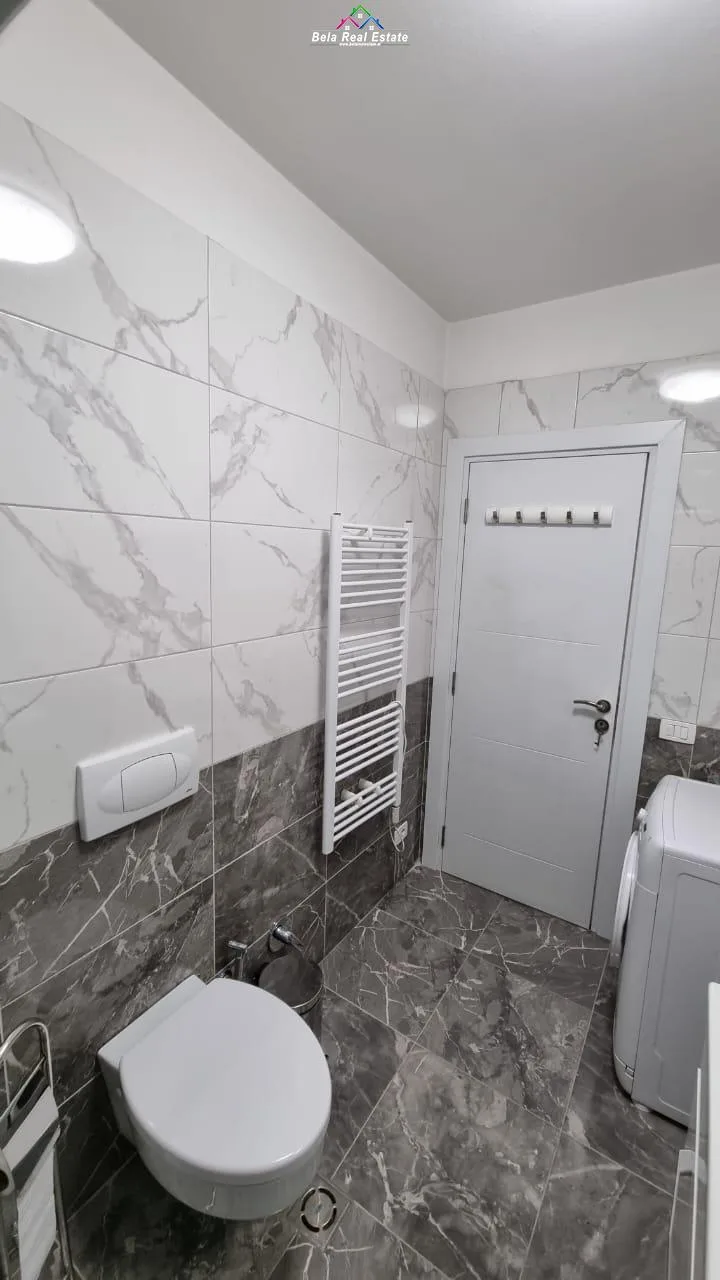 Apartament Me Qera 2+1 Tek 21 Dhjetori (ID B220700) Tirane