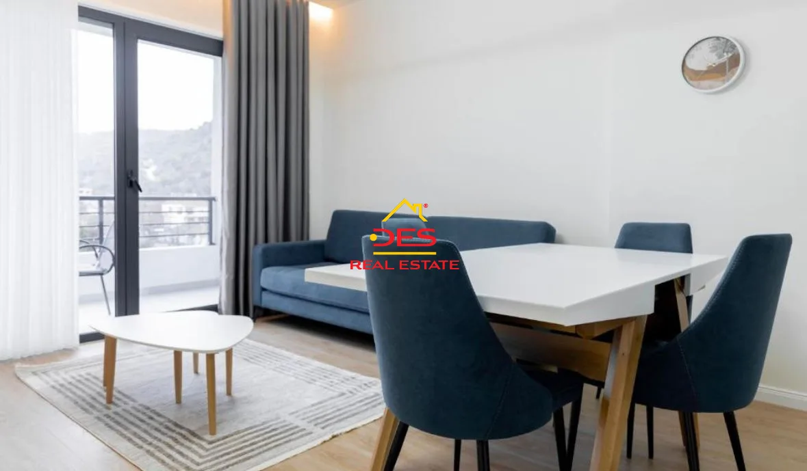 JEPET ME QIRA APARTAMENT 2+1 NË LUNGOMARE ,VLORË 📍 Pranë Hotel Patio