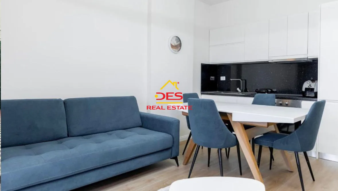 JEPET ME QIRA APARTAMENT 2+1 NË LUNGOMARE ,VLORË 📍 Pranë Hotel Patio