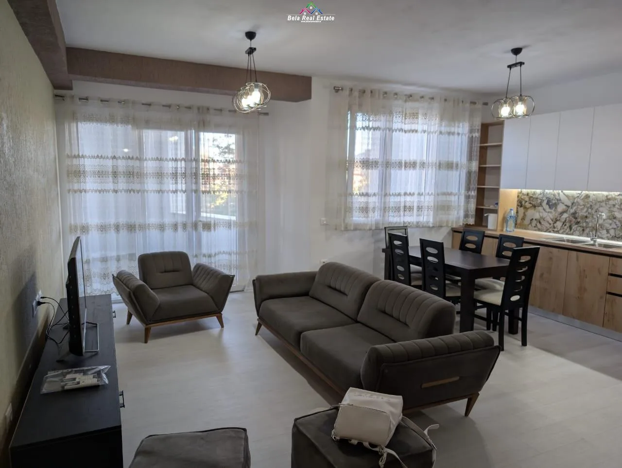 Apartament me qera 2+1+Post parkimi ne Astir (ID B2201718) Tirane​