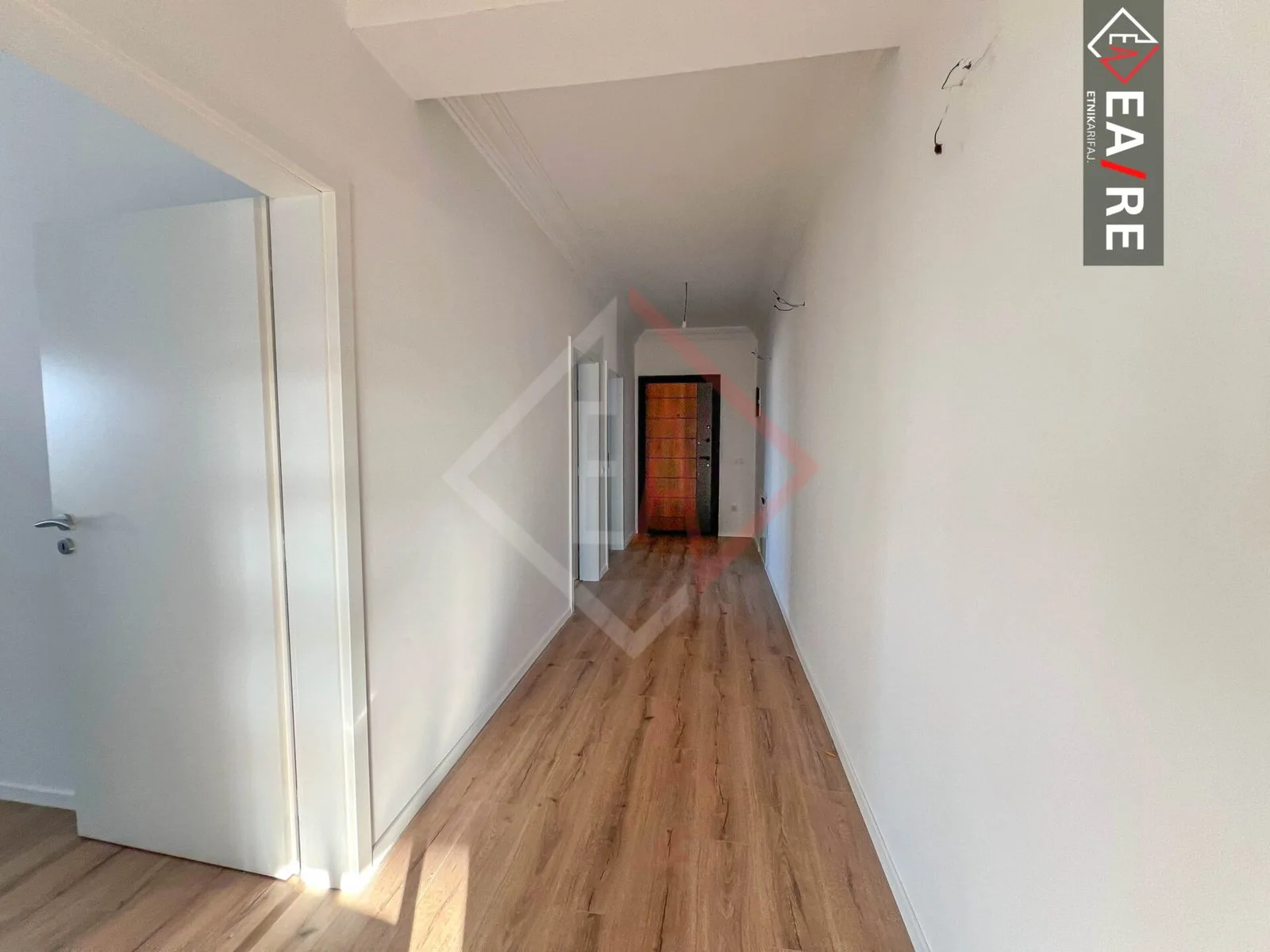 PENT-HOUSE ME QIRA NË DRAGODAN!