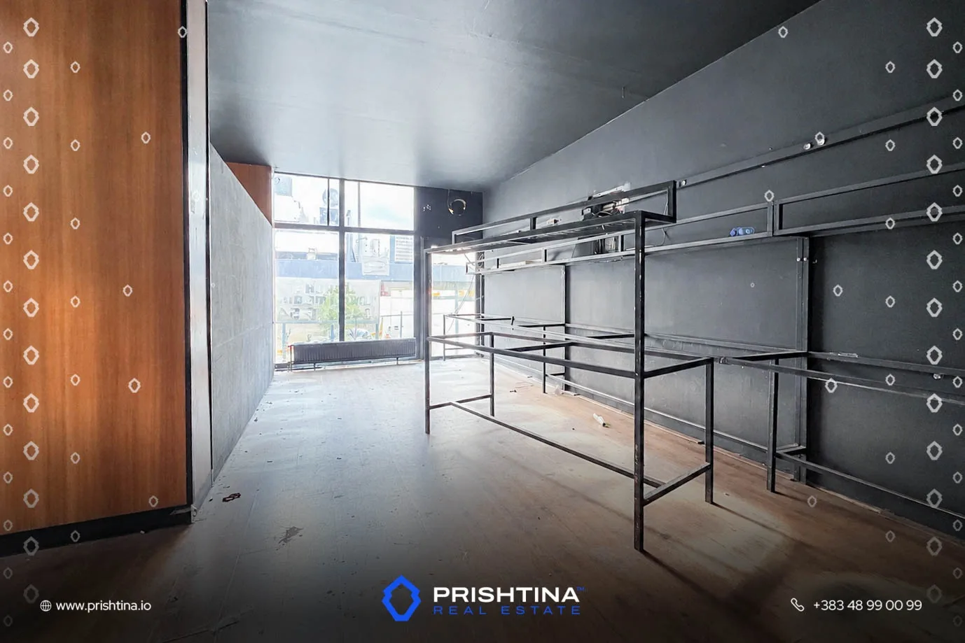 Lokal me qira 90m² në Dardani