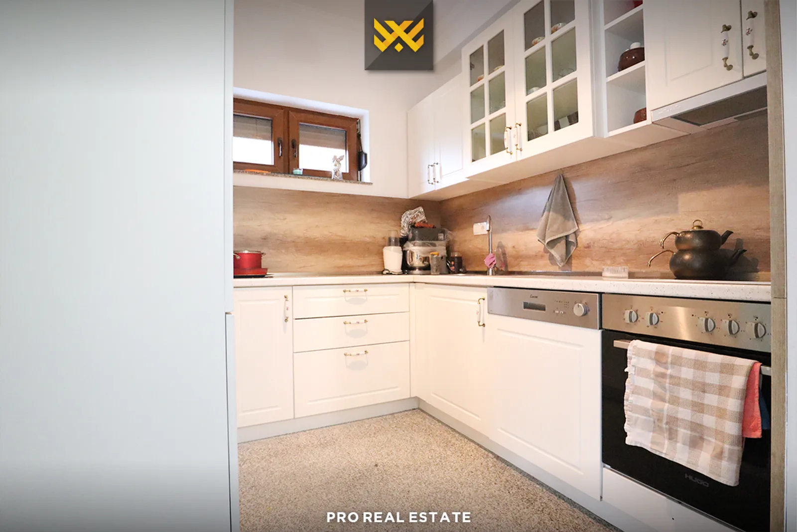 Shtëpi 659m² në #SHITJE në Sofali.