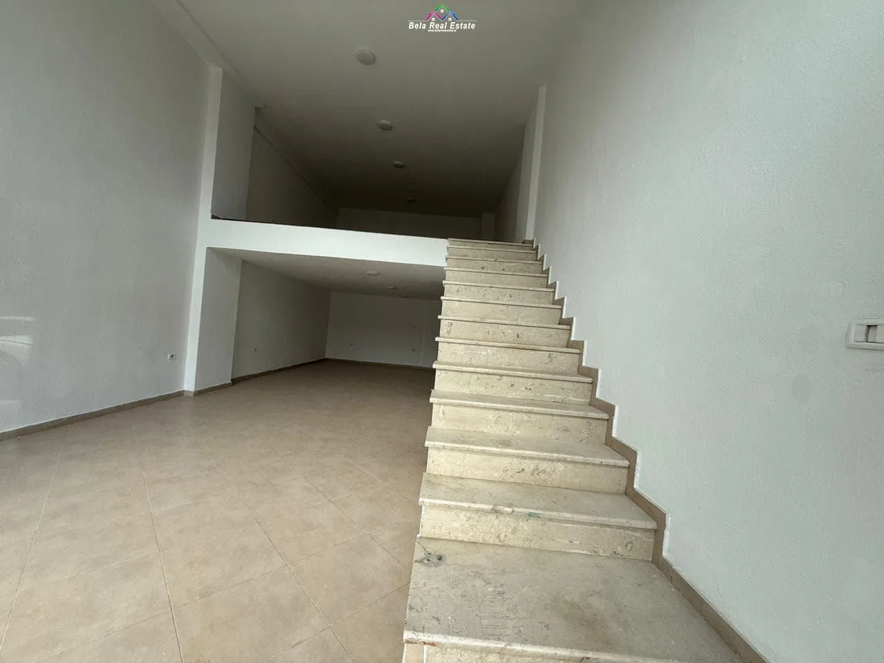 Dyqan Duplex Me Qera tek Jordan Misja (ID BD21762) Tirane