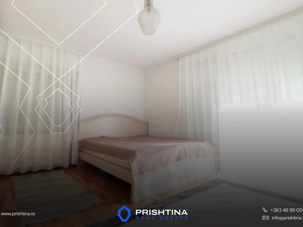 Shtëpi me qira 330m² në Sofali