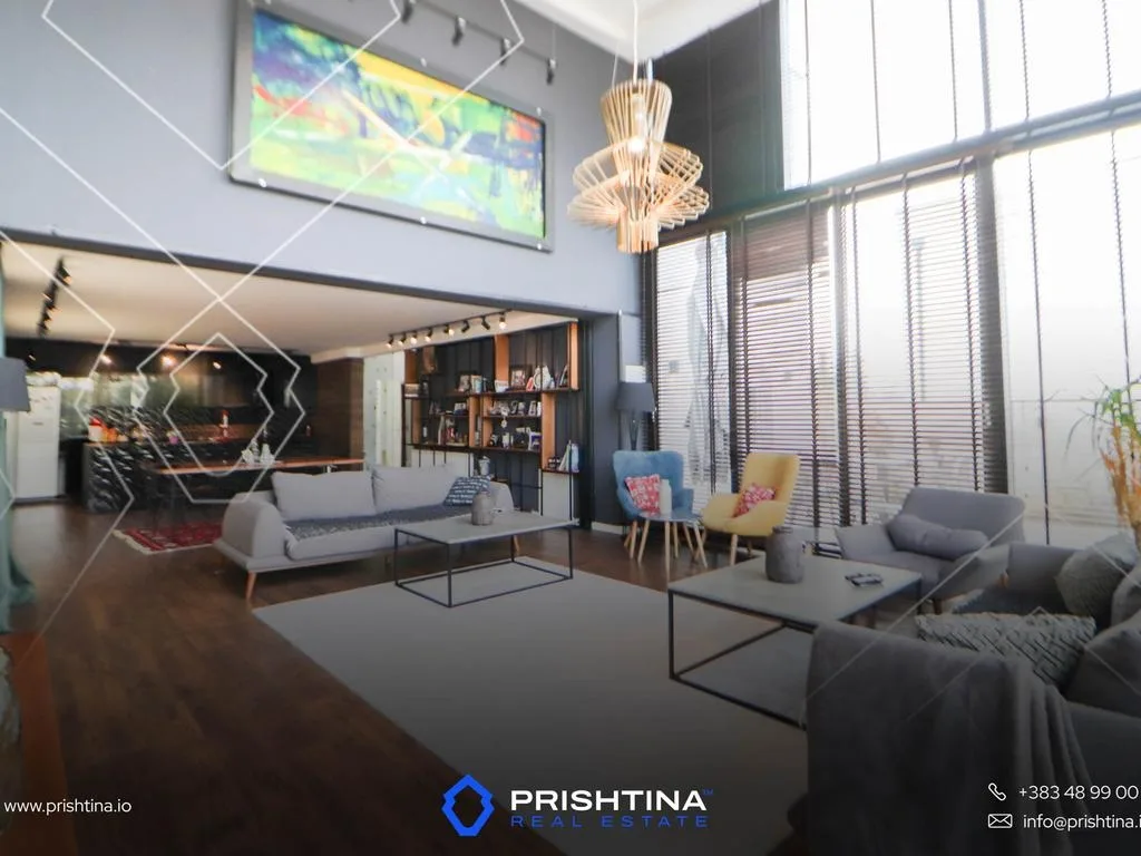 Shtëpi me qira 330m² në Sofali