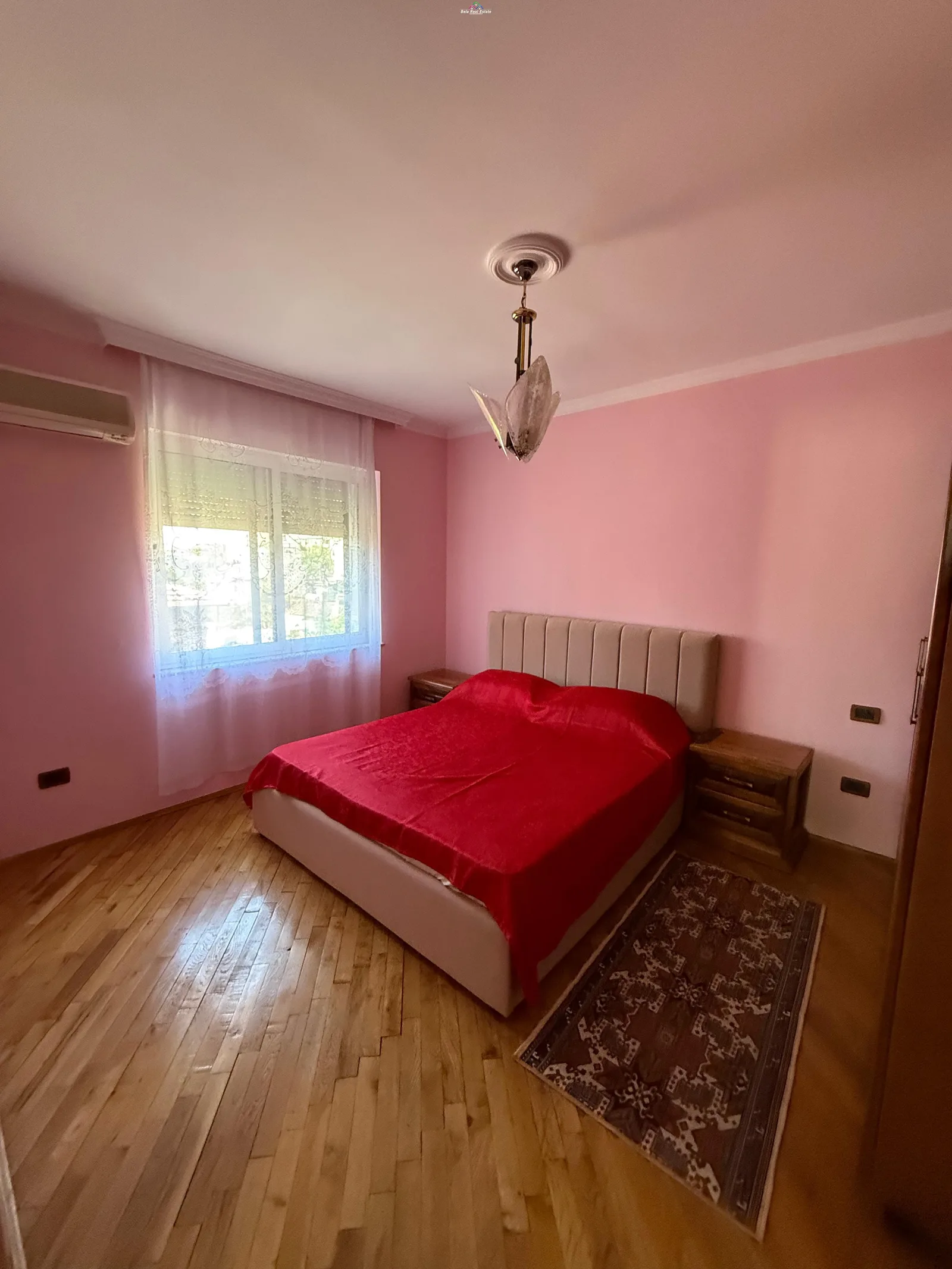 Apartament Me Qera 3+1 Ne Xhamllik (ID B23155) Tirane