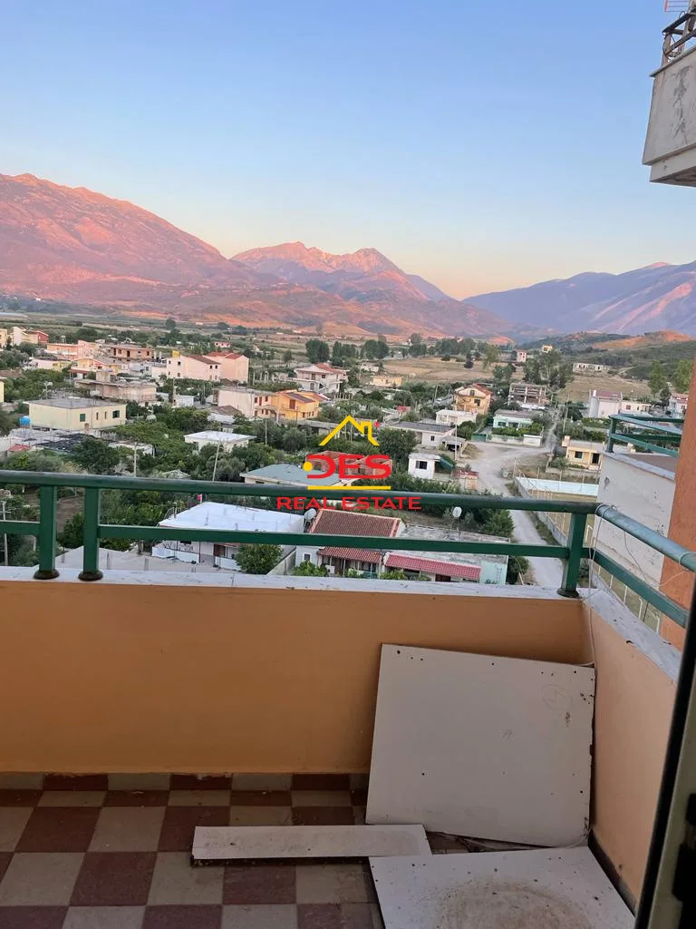 Shitet apartament 1+1 në qëndër,orikum